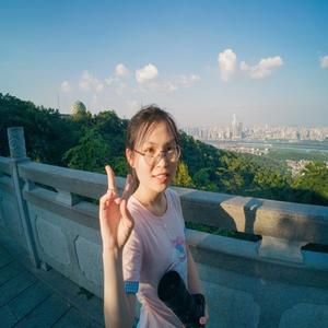 丁芷巧